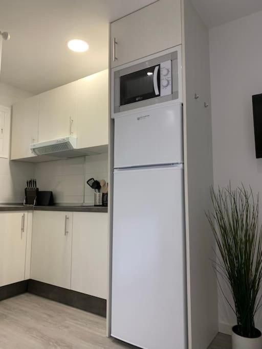 Apartamento Con Encanto Y Piscina ฟูเอนฮิโรลา ภายนอก รูปภาพ